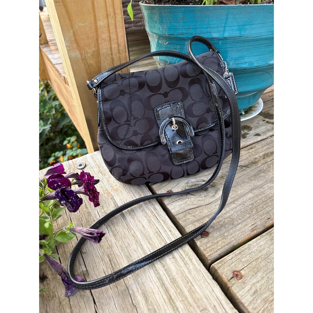 Vtg Coach Soho Crossbody Bag Signature C Jacquard Black Canvas Leather Trim Y2K